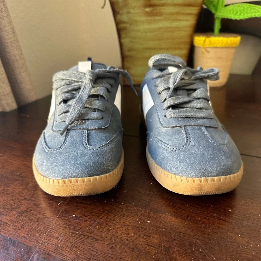 wonder nation Blue Suede-Look Kids Sneakers with Gum Sole